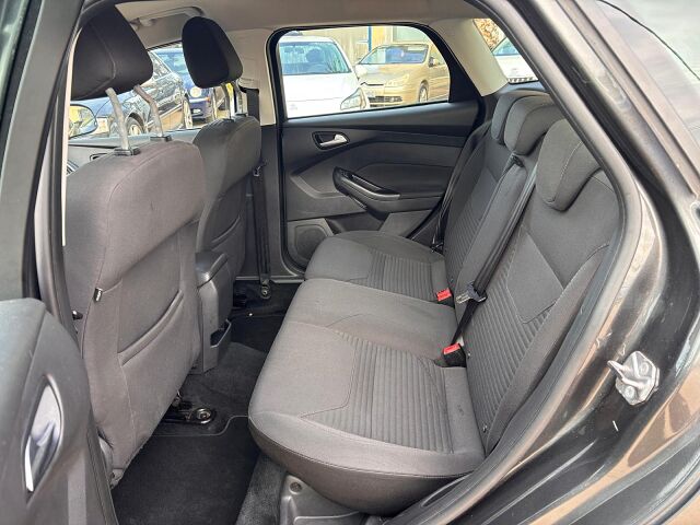 FORD FOCUS TITANIUM ESTATE 1.5 TDCI AUTO SPANISH LHD IN SPAIN 80000 MILES 2017